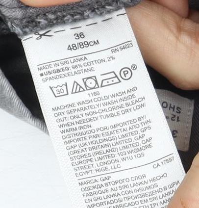 GAP Men’s Grey Chino Shorts Size 36 with Pockets