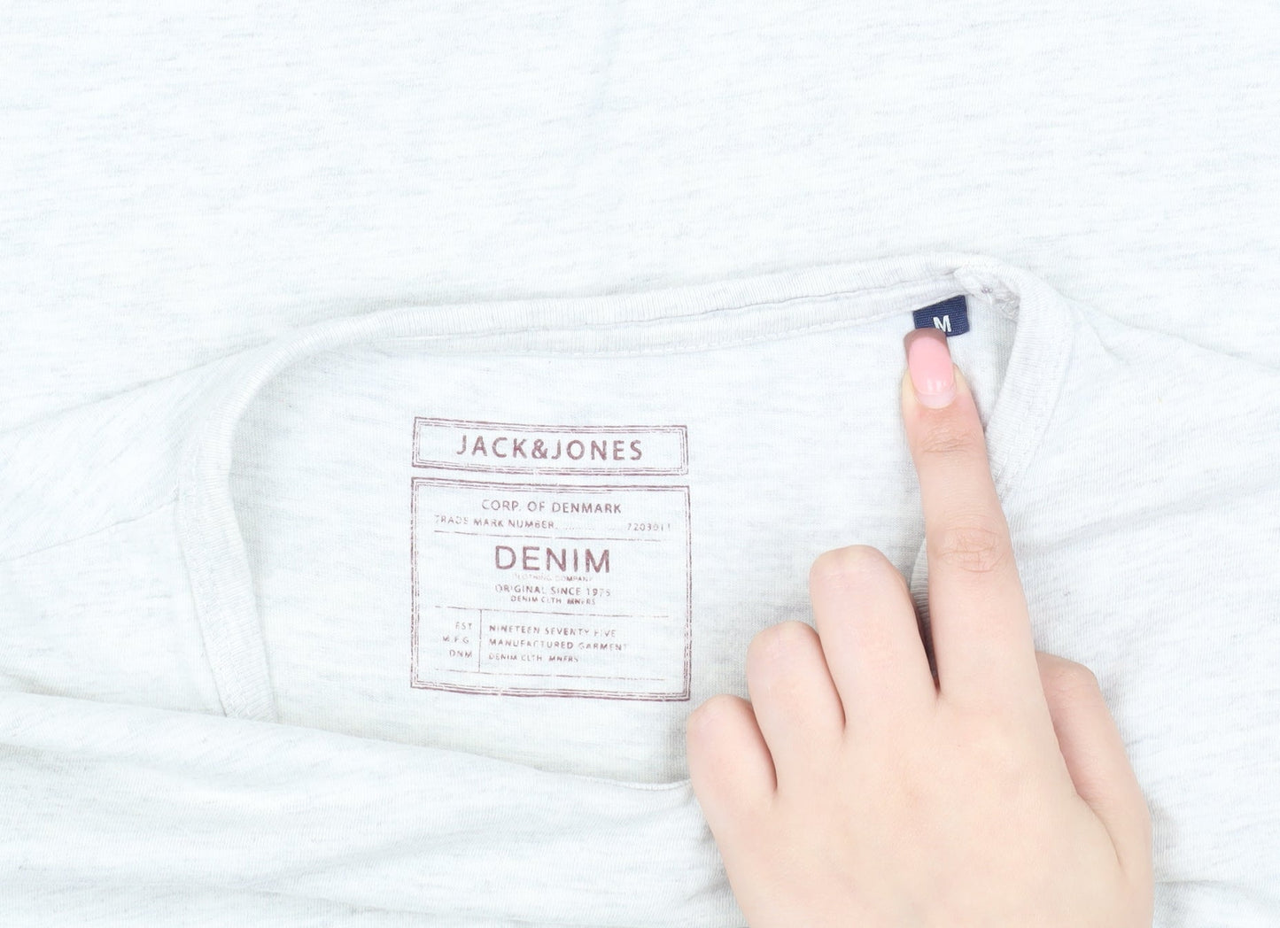 Jack & Jones Men's Grey Graphic Print T-Shirt Medium