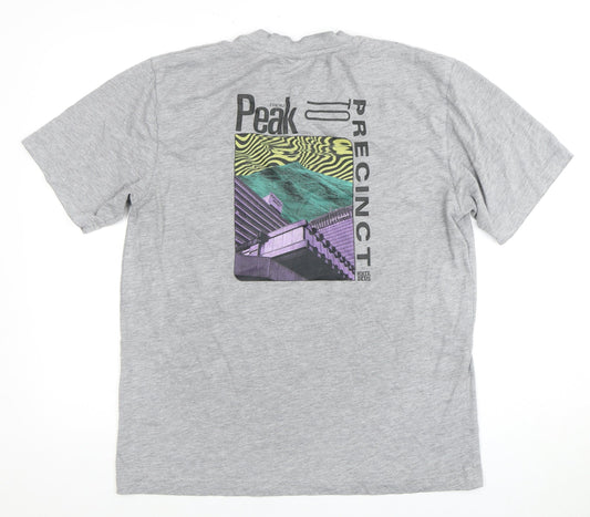 Hiker Babe Men's Grey Graphic Print T-Shirt, Size L