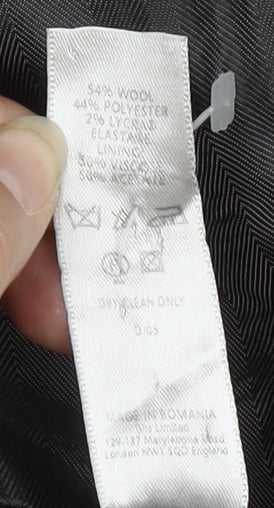 Marks and Spencer Men's Grey Check Blazer, Size 44S, Three-Button