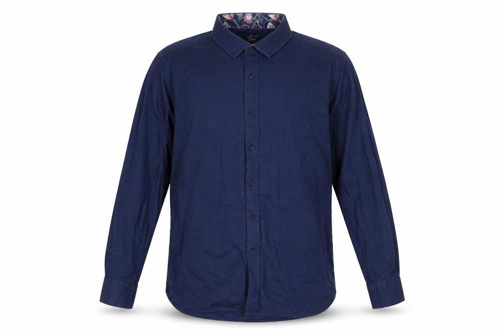 Front view of Feraud Vintage Men's Blue Button-Up Shirt, size 17.5