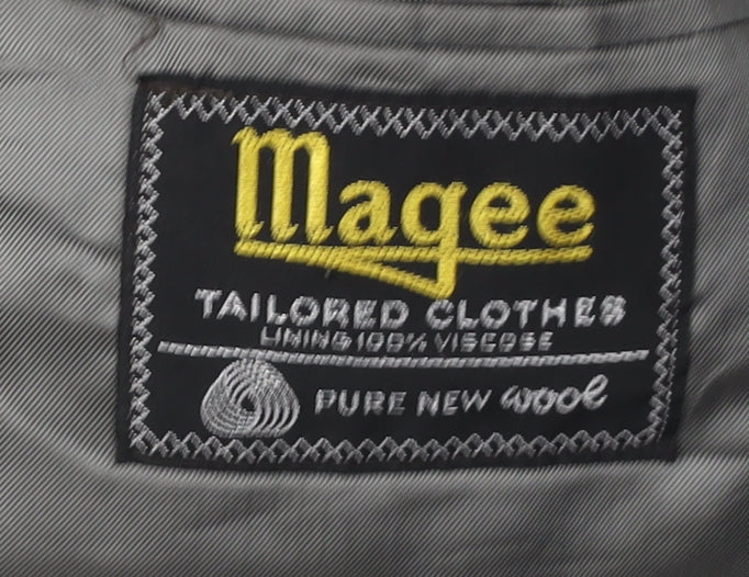 Magee Men's Grey 42R Blazer: Classic Wool Striped Elegance