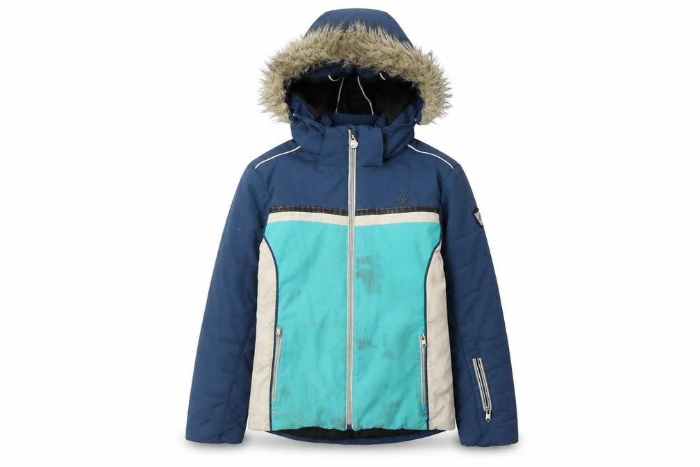 Front view of Dare 2b boys’ blue ski jacket 9-10y winter hooded