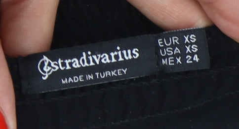 Stradivarius Women's Black Floral Cropped Tank XS