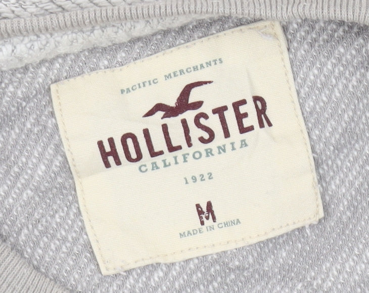 Hollister Men's Grey Medium Crew Neck Jumper