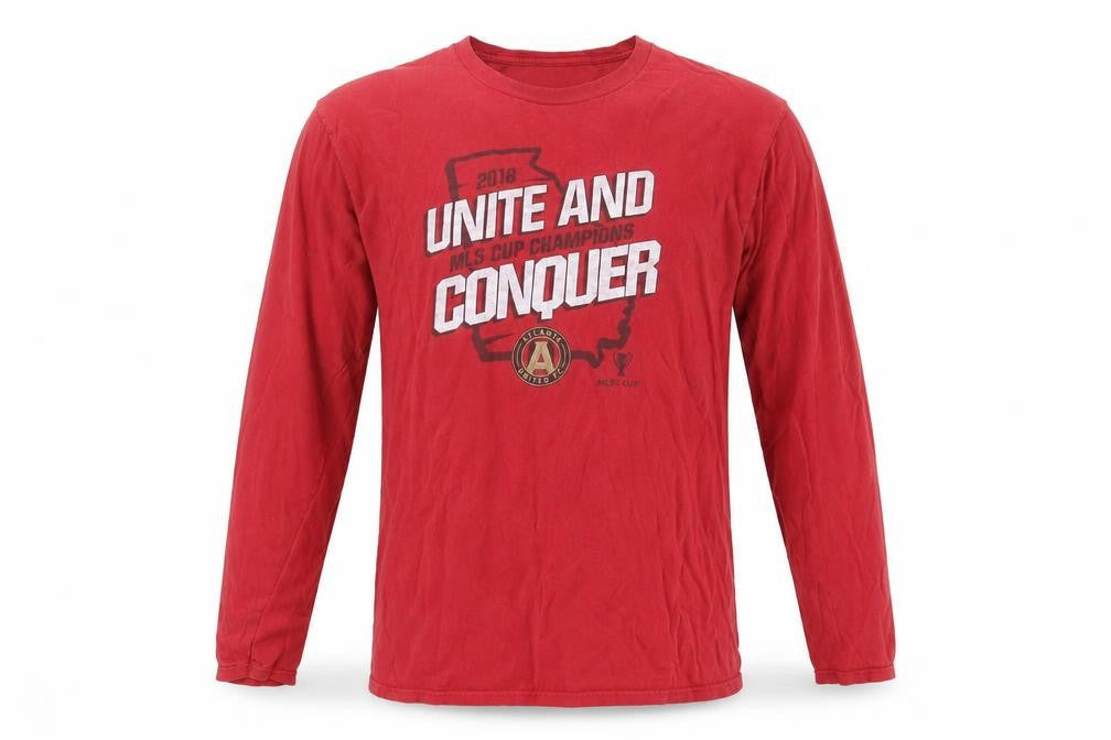 Fanatics Men's Red Long Sleeve Sports T-Shirt, L