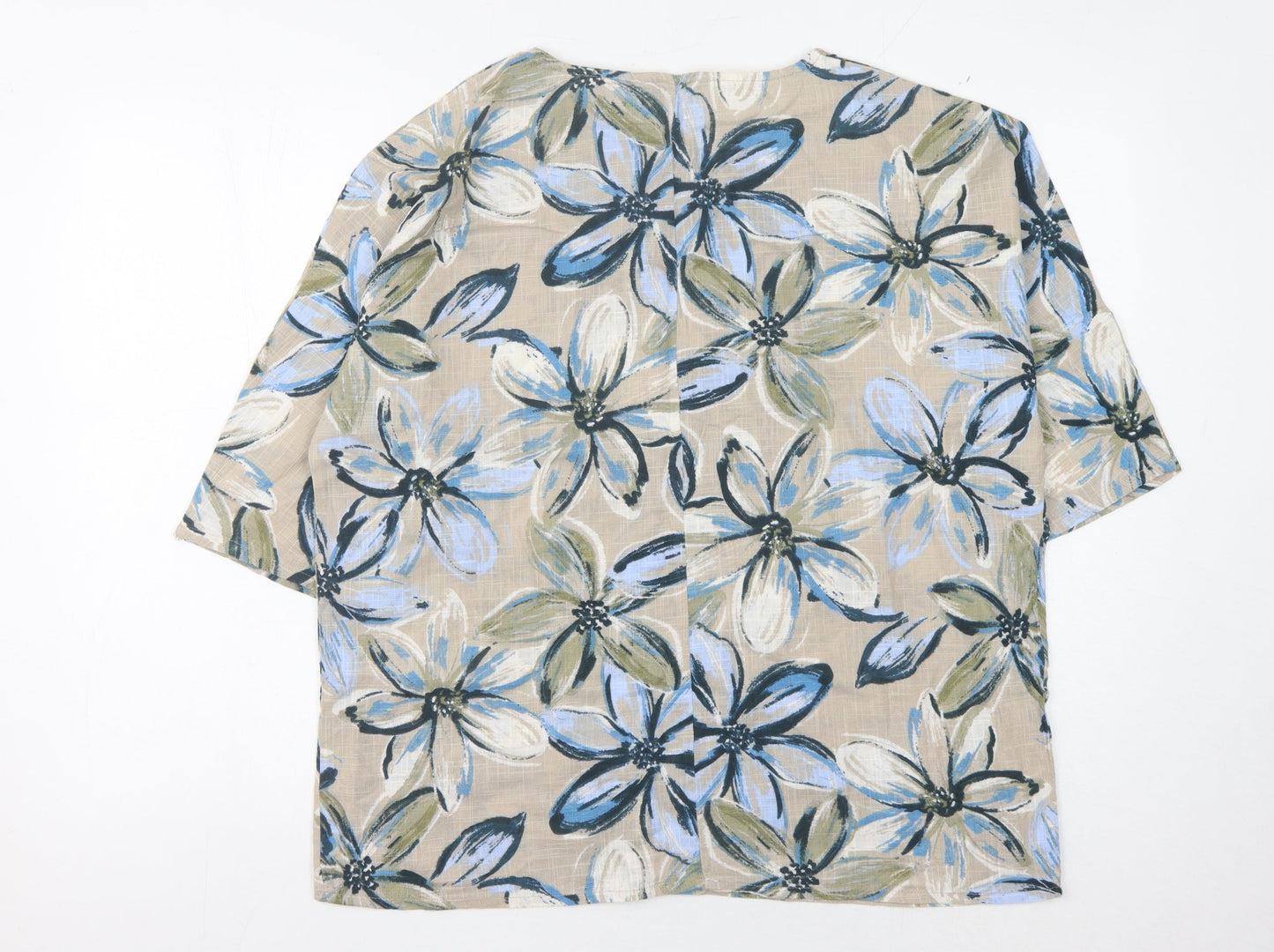 Bonmarché Women's Beige Floral 3/4 Sleeve Top