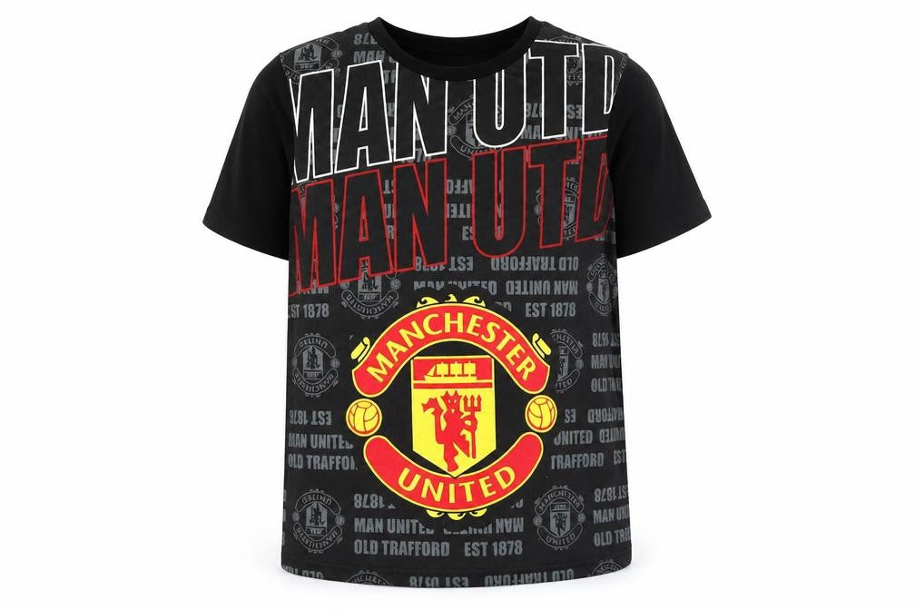 Front view of Manchester United boys’ black football t-shirt 12-13 years