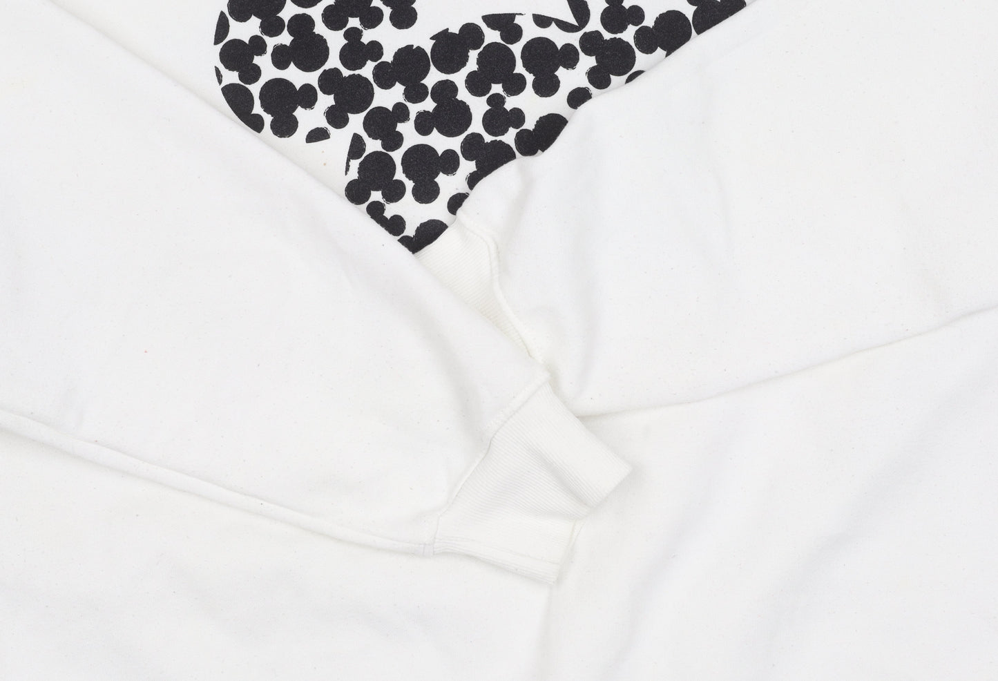 Disney Women's White Mickey Mouse Pullover Sweatshirt L
