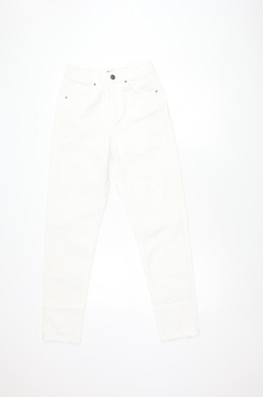 BDG Urban Outfitters Women’s White High Rise Mom Jeans, W25 L32
