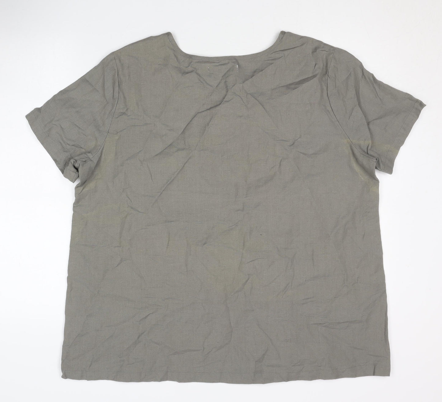 Alice Collins Women's Grey Button Accent Top Size 20