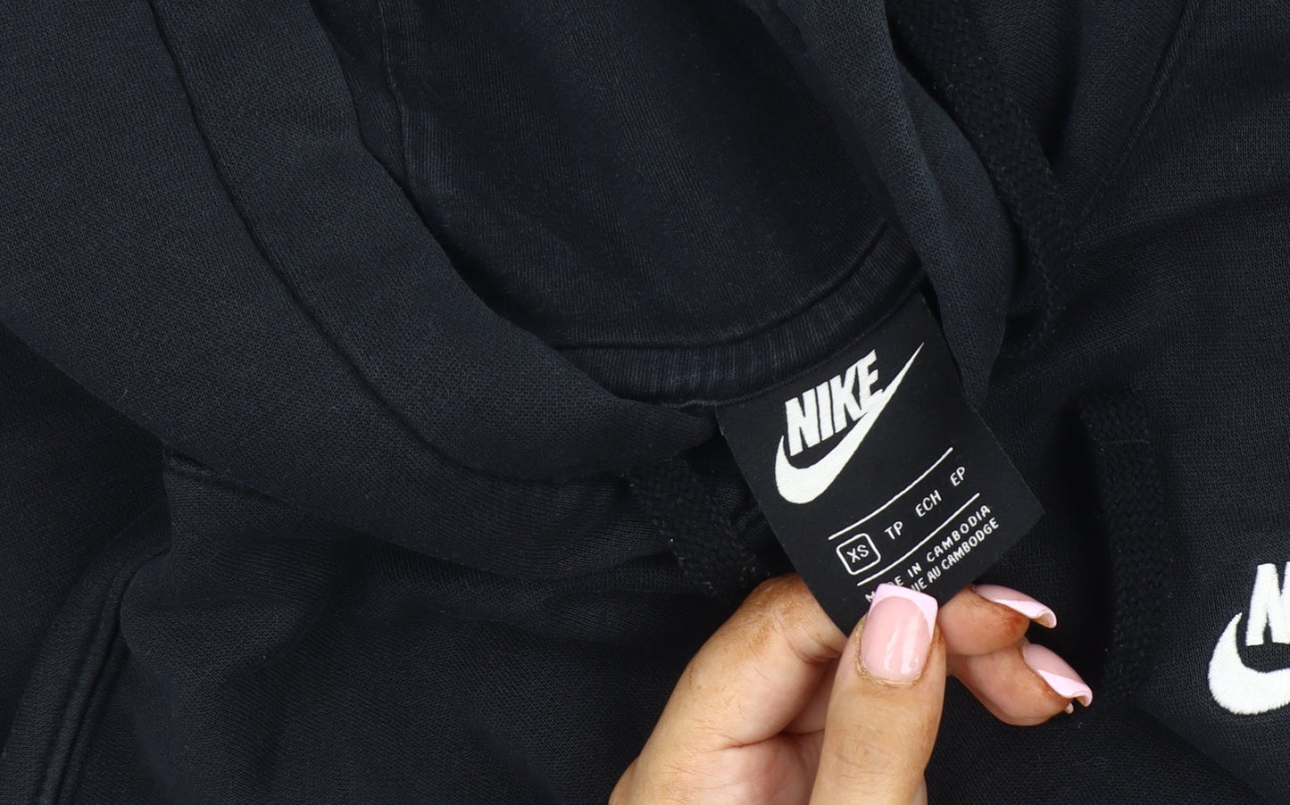 Nike Men's Black XS Pullover Hoodie with Logo