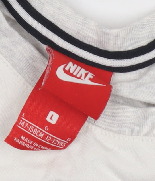 Nike Boys White Grey Graphic T-Shirt Size L Casual Sports