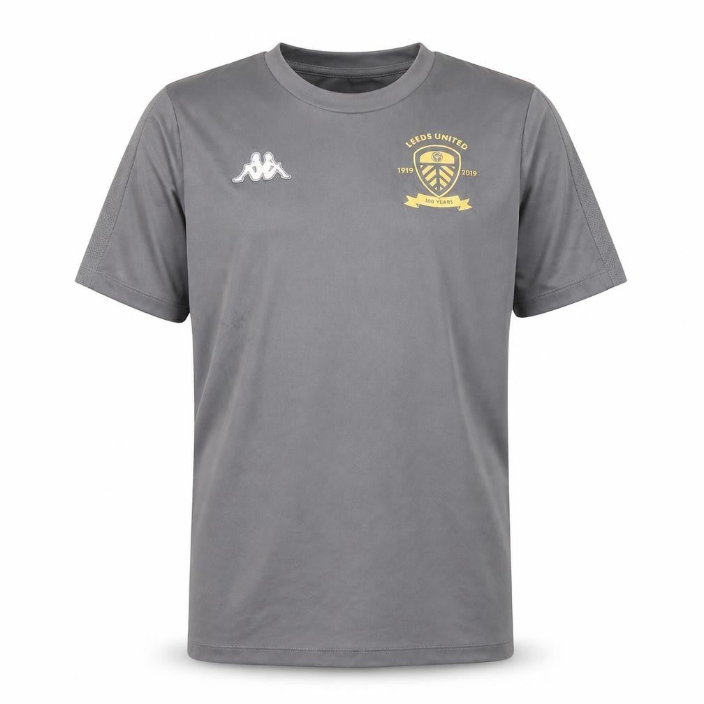 Front view of Kappa boys’ grey football t-shirt 14 years leeds united logo