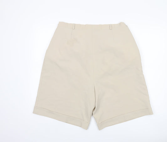 Les Impeccables Women's Beige Chino Shorts Size 22