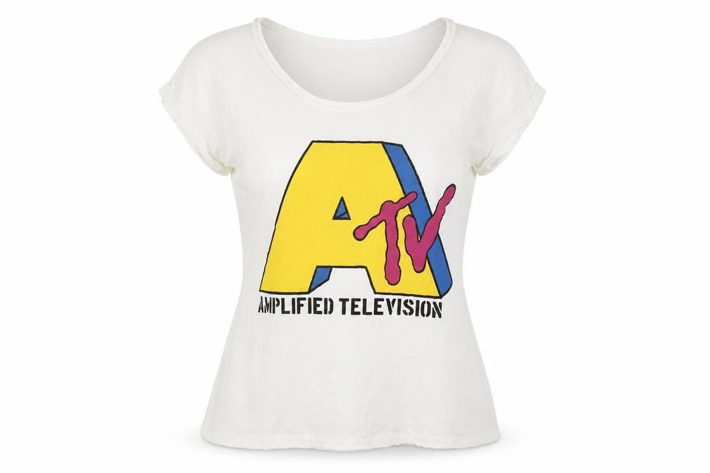 Amplified Women's White Graphic T-Shirt Size S