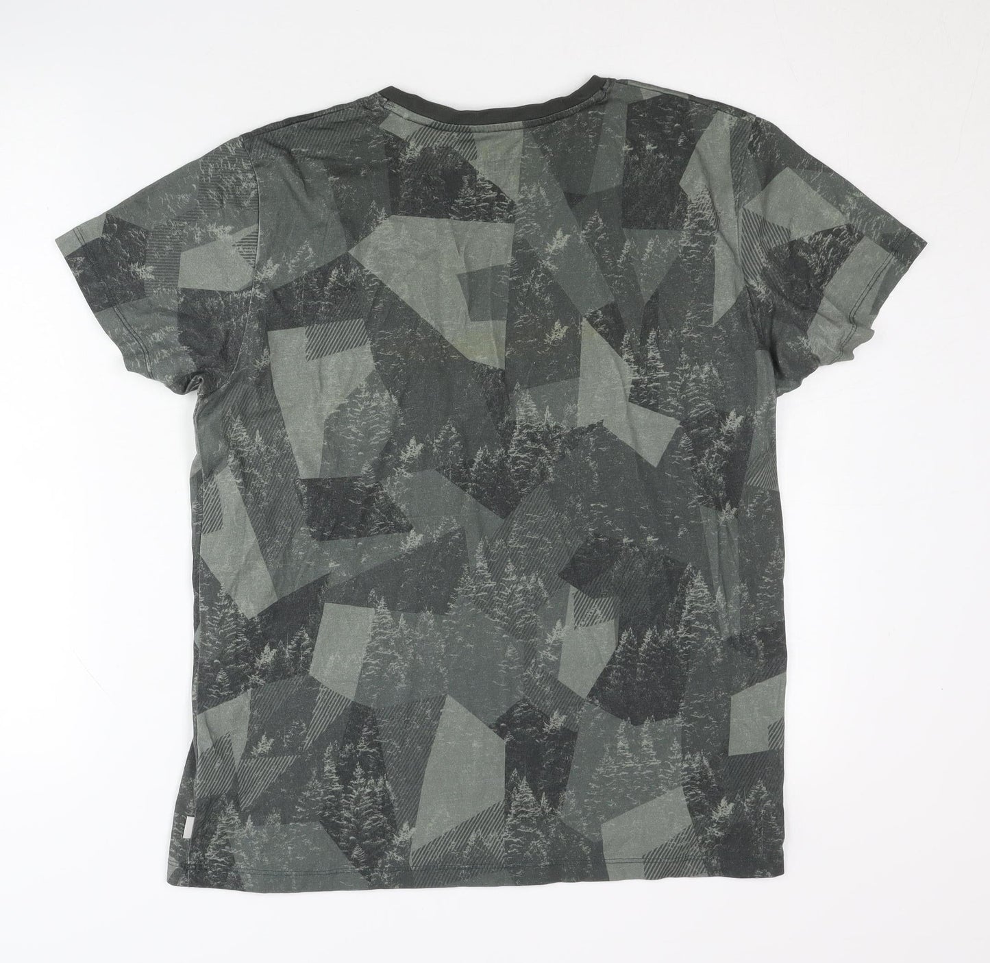 Esprit Men's Green Graphic Print T-Shirt, Size S