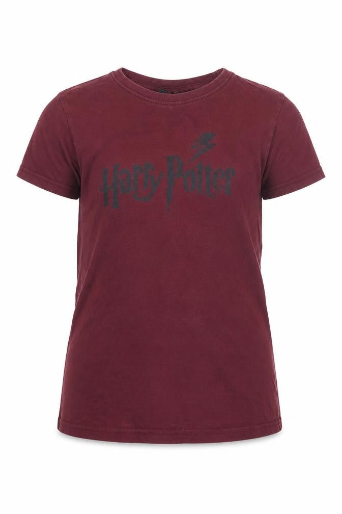 Front view of girls’ harry potter red graphic t-shirt short sleeve