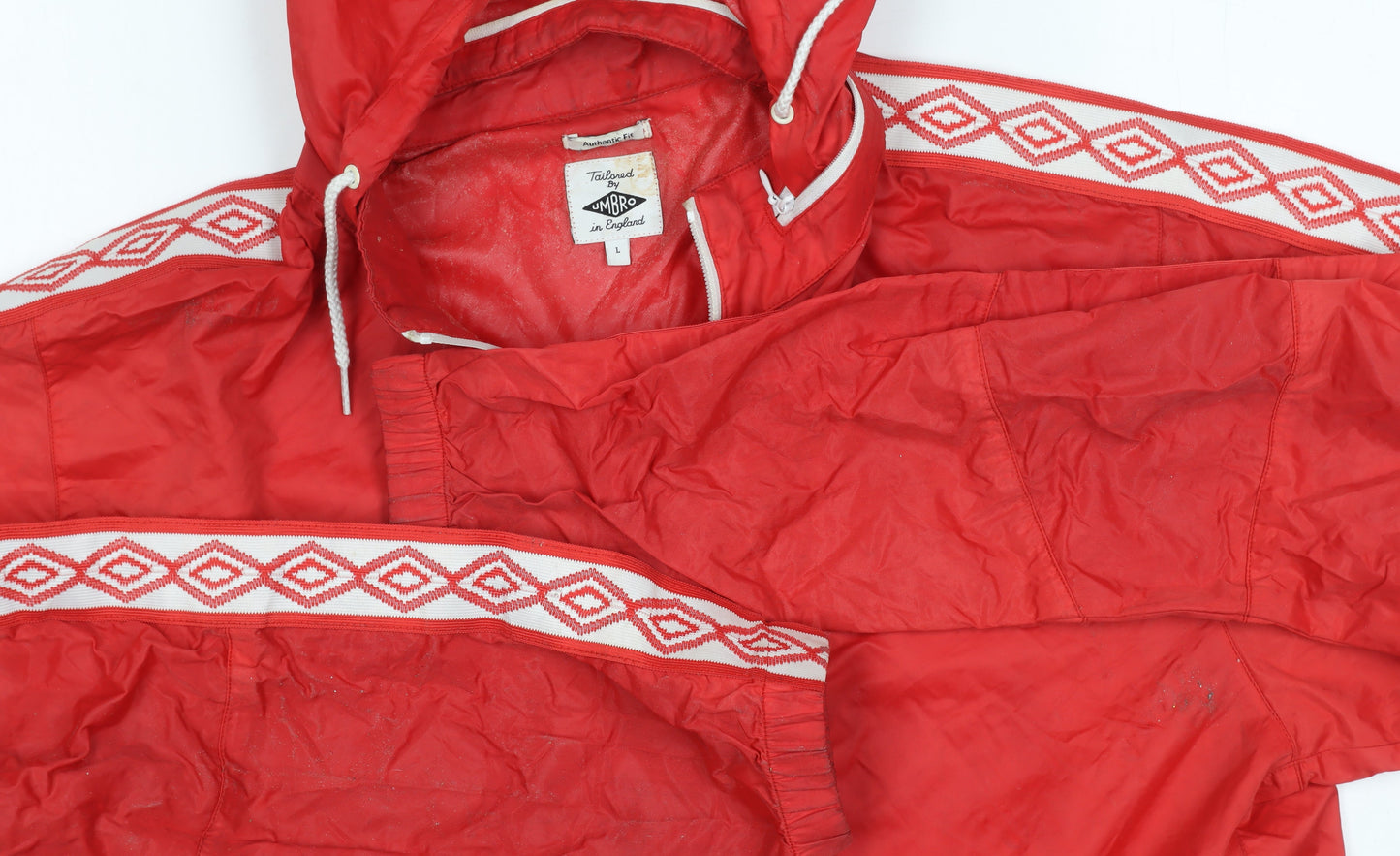 Umbro Men's Red Windbreaker Jacket Size L