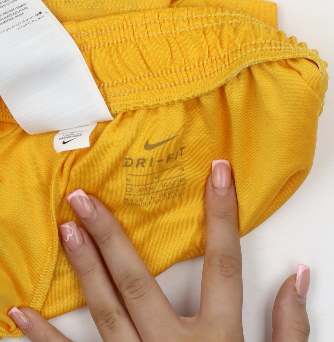 Nike Boys Yellow Athletic Shorts M