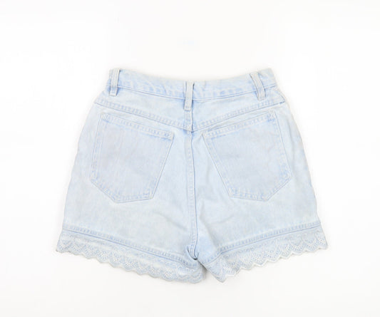 Rio by Fashion Women's Blue Denim Lace Accented Shorts Size 7