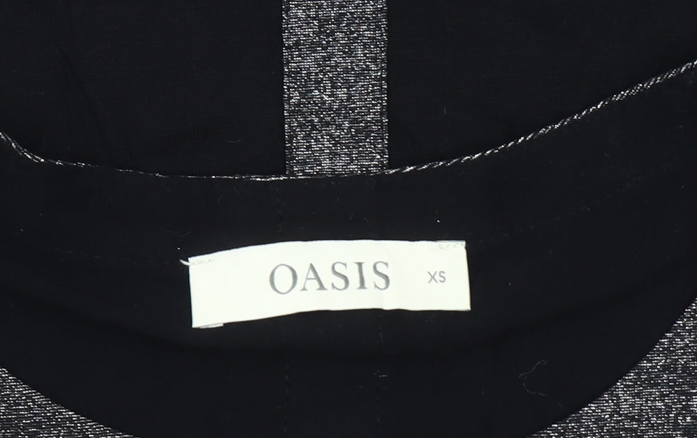 Oasis Women's Black Floral XS Short Sleeve Top