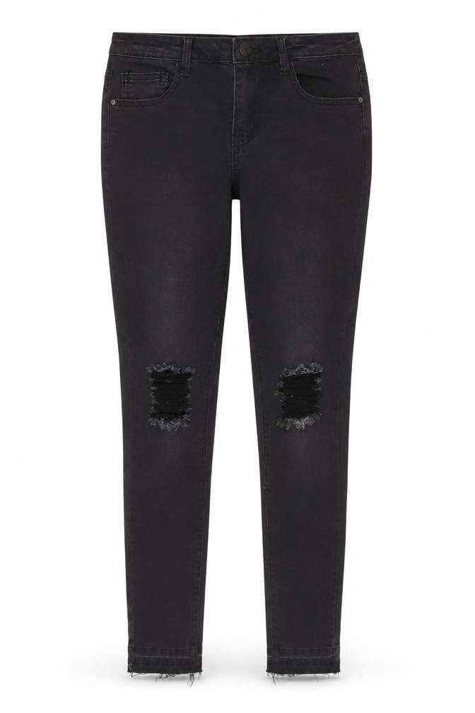 Front view of Denim Co. Women's Black Skinny Jeans, size 8