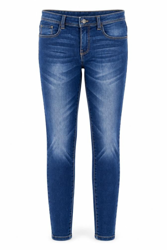 Front view of Denim Co. Women's Blue Regular Fit Jeans