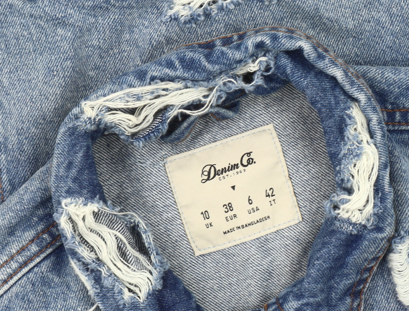 Denim Co. Women's Blue Size 10 Basic Distressed Denim Jacket
