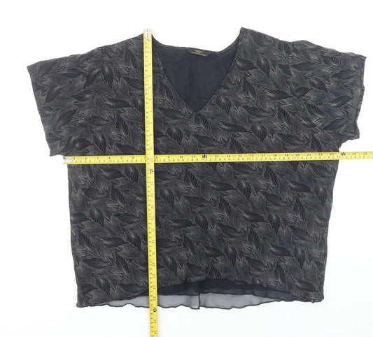 Marks and Spencer Women’s Black Viscose V-Neck Blouse Size 20 Vintage