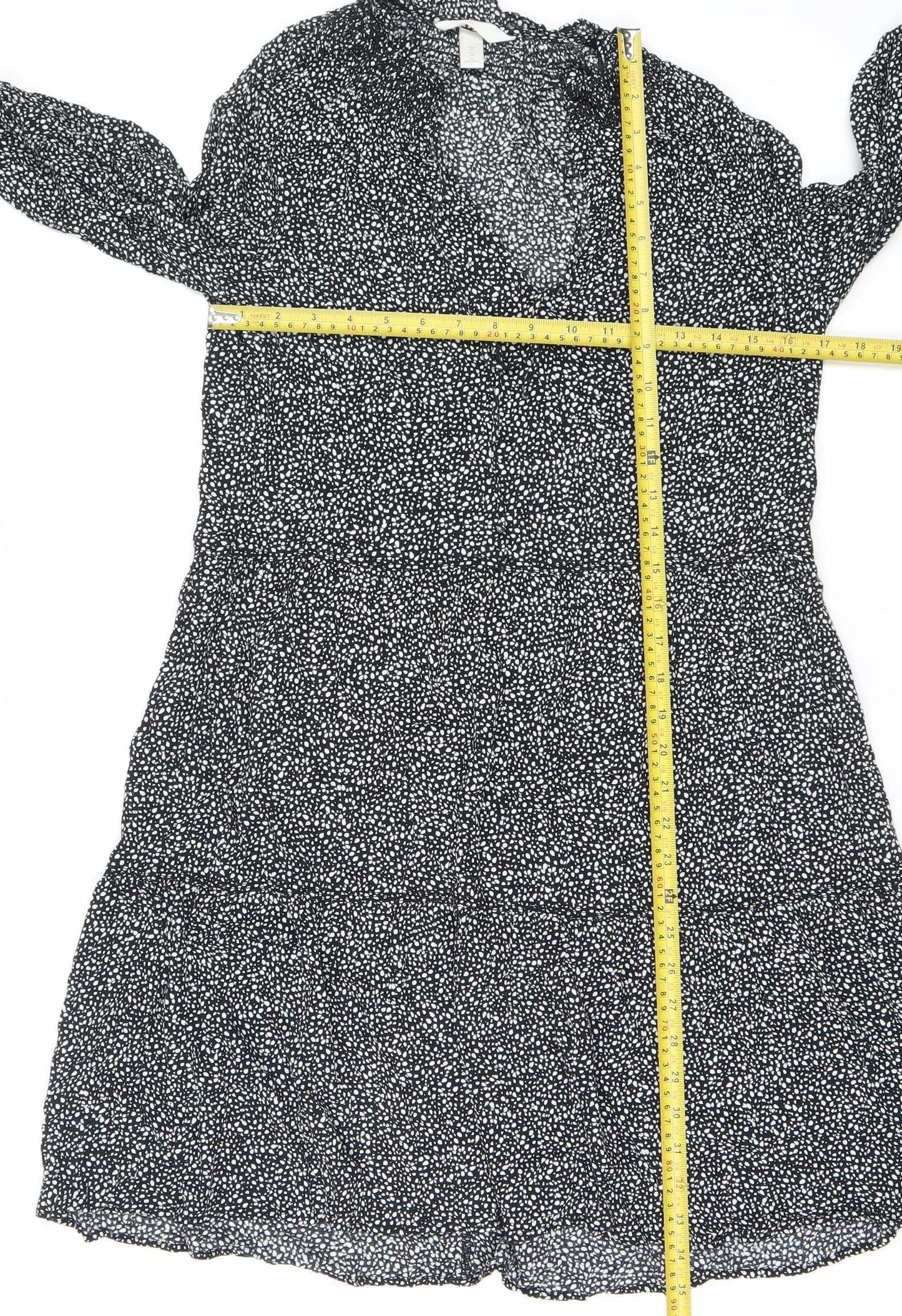 H&M Women Black Polka Dot XS Fit & Flare Long Sleeve Dress
