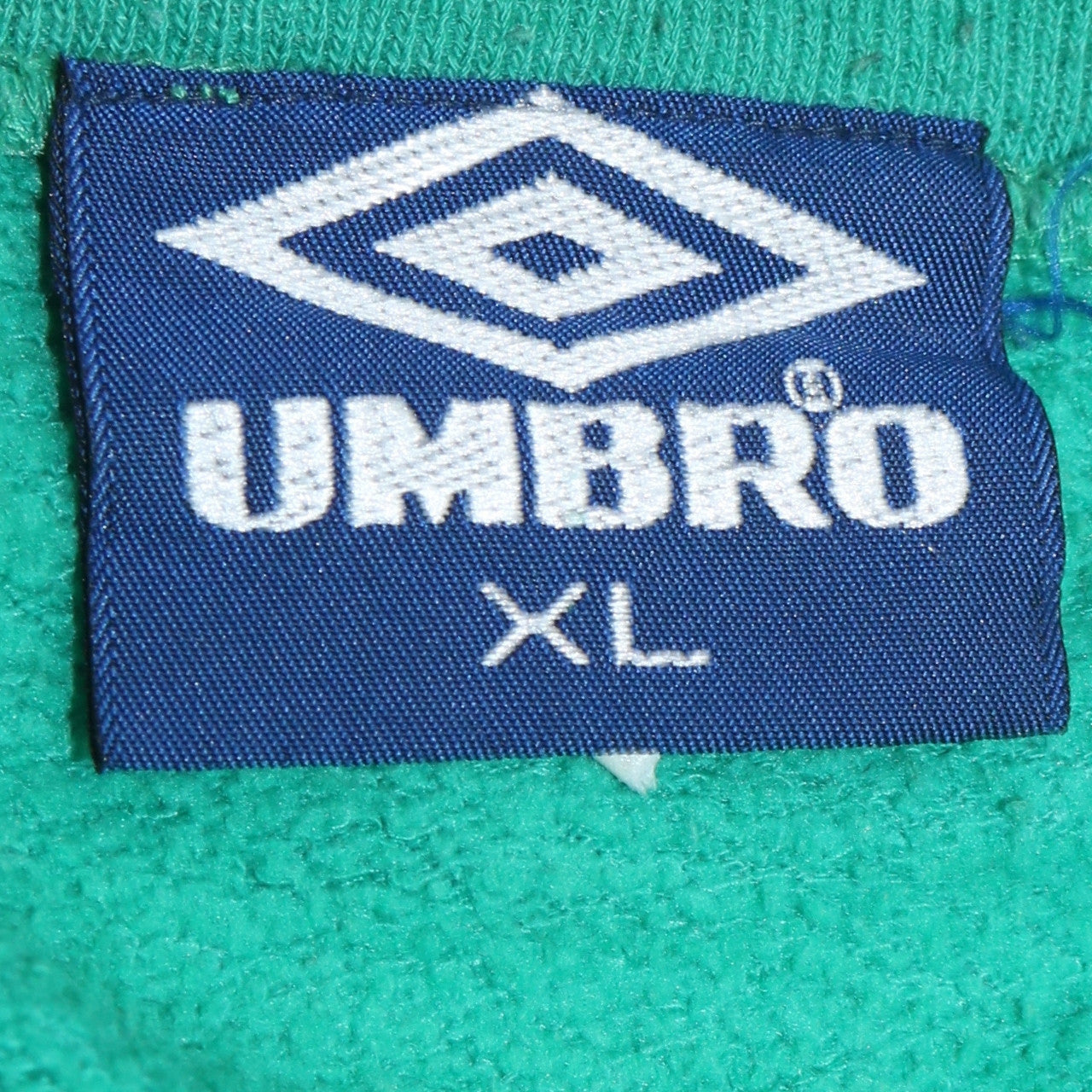 Umbro Mens XL Green Pullover Sweatshirt Crew Neck Vintage Football