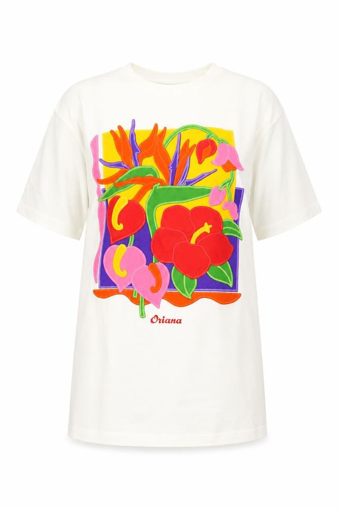 Heartland Apparel Women’s White Floral Graphic T-Shirt One Size