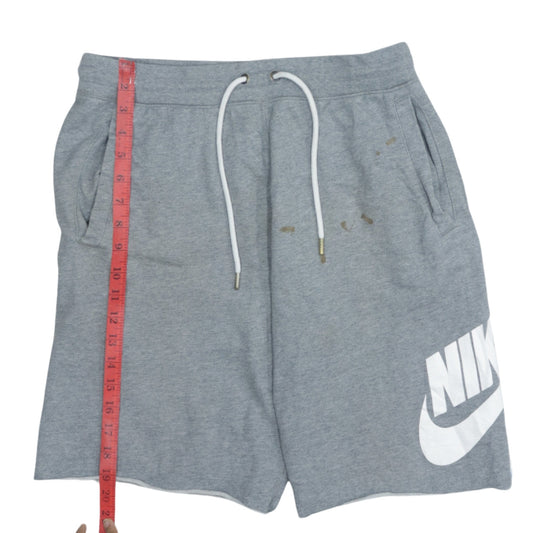 Nike Men’s Grey Sweat Shorts M Regular Fit Elastic Waist Pockets