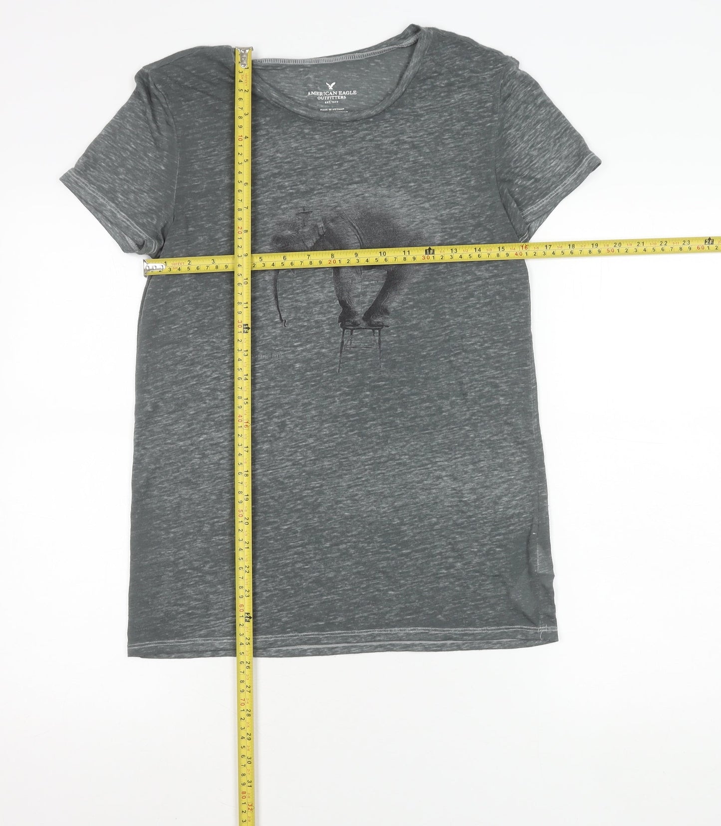 American Eagle Womens Grey Elephant Graphic T-Shirt Size S