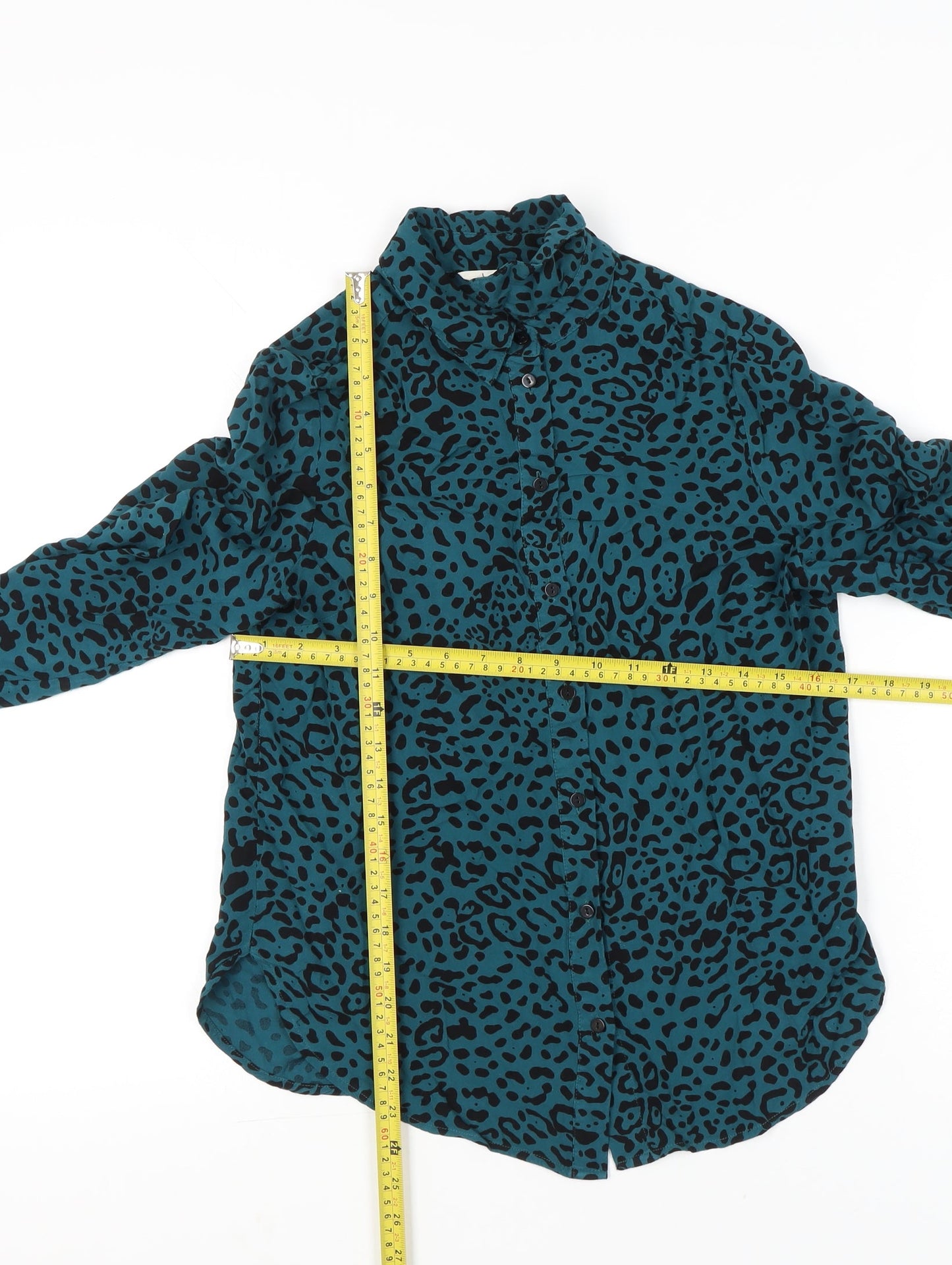 Hush Womens Blue Leopard Print Button Up Shirt Size 8 Long Sleeve