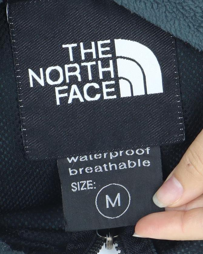 The North Face Men’s Medium Green Fleece Jacket Windproof Outdoor