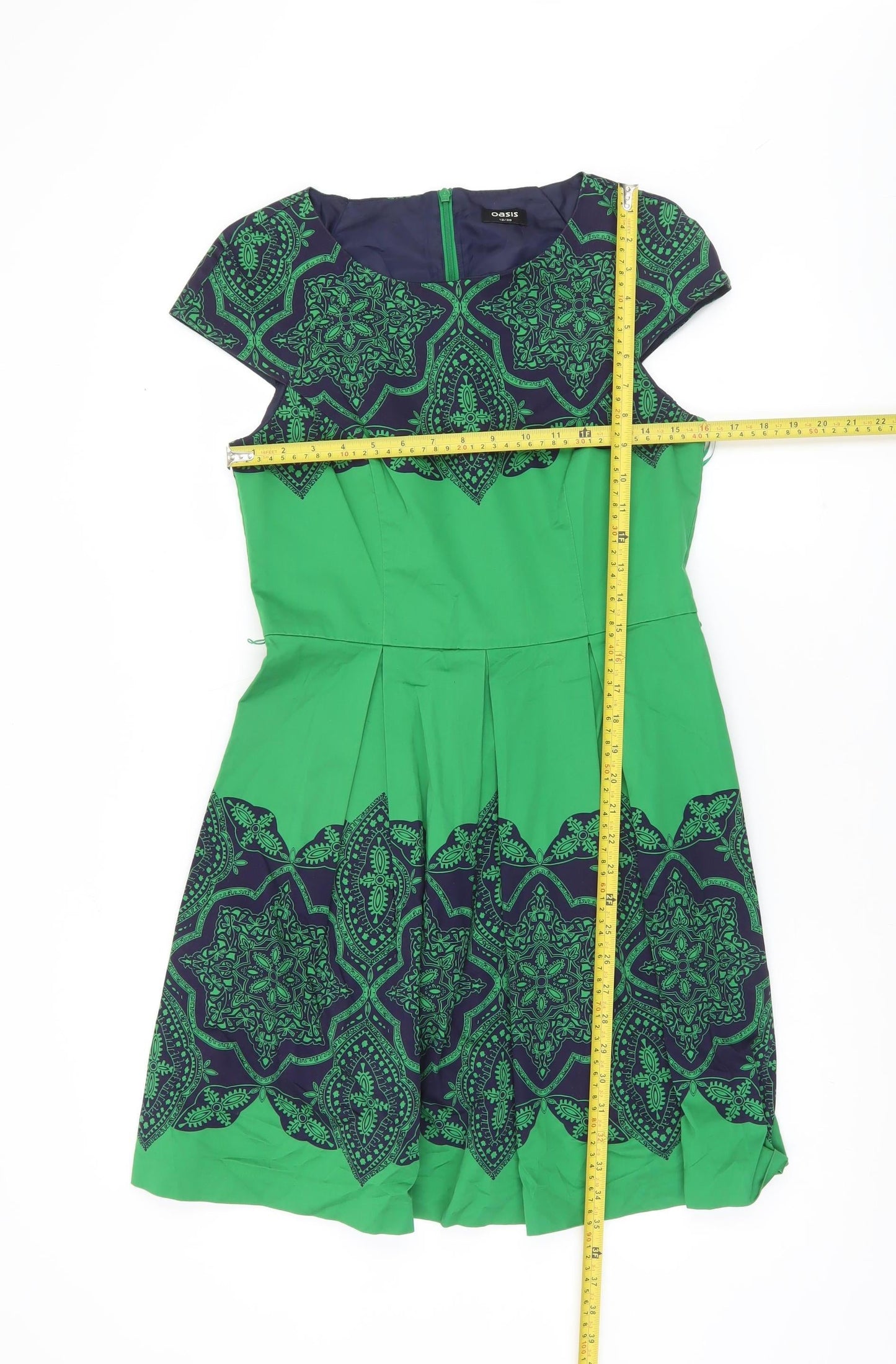 Oasis Women’s Green Blue Geometric A-Line Skirt Size 12 Knee Length Pleated