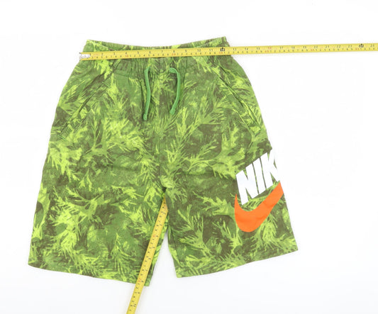 Nike Boys Green XL Athletic Shorts Camouflage Print Elastic Waist