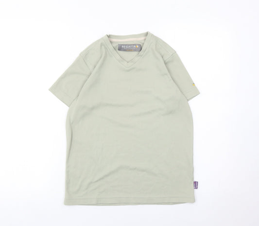 Regatta Womens Green Size 10 V-Neck Short Sleeve Activewear T-Shirt