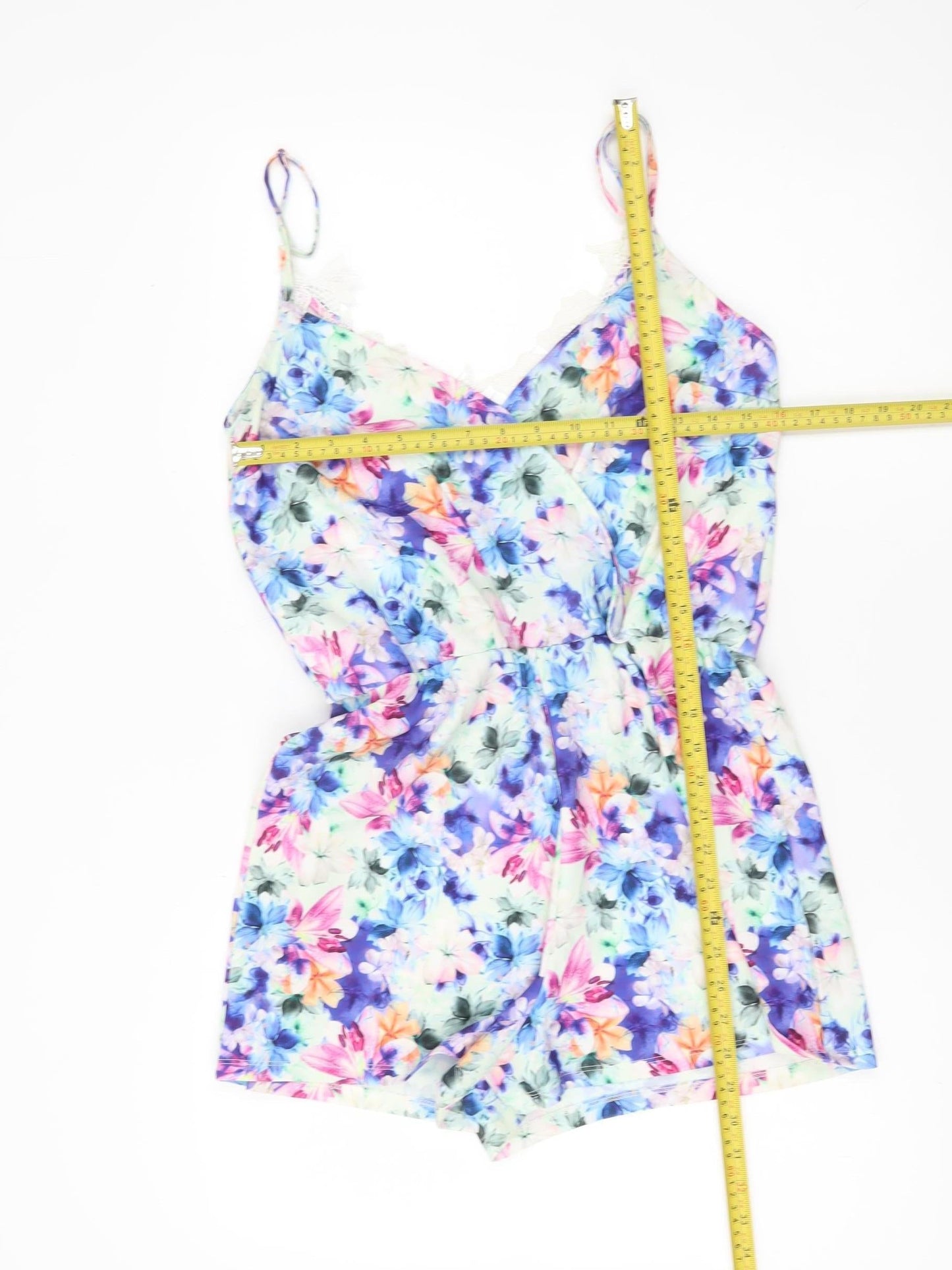 Lipsy London Women’s Multicoloured Floral Lace Trim Playsuit UK 8