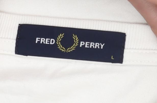 Fred Perry Men's White Graphic Logo T-Shirt Size L Short Sleeve