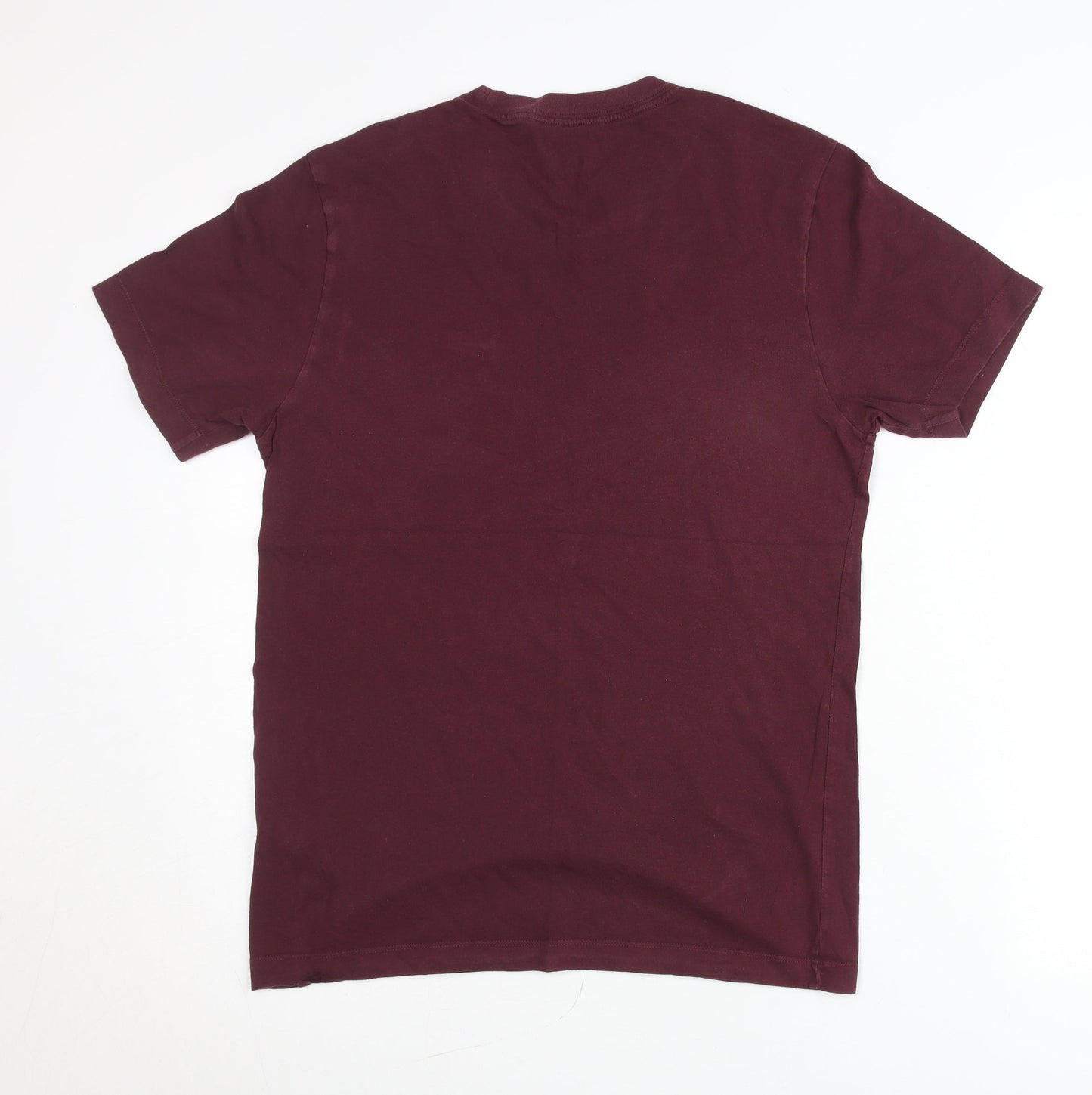 Nike Men's Red Small Crew Neck Short Sleeve Cotton T-Shirt