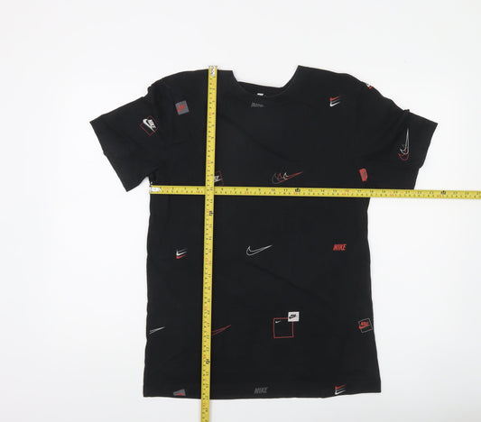 Nike Men's Black Small Graphic Logo Sports T-Shirt