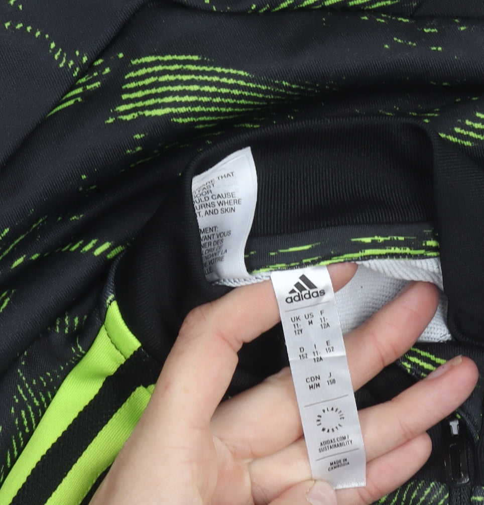 Adidas Boys Black Manchester United 1/4 Zip Training Top 11-12 Years