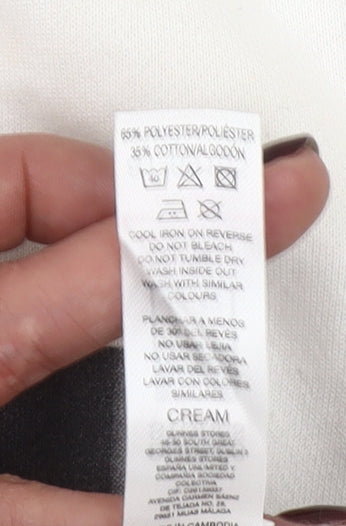 Additional view of Dunnes Women Cream New York City Graphic Pullover Sweatshirt M