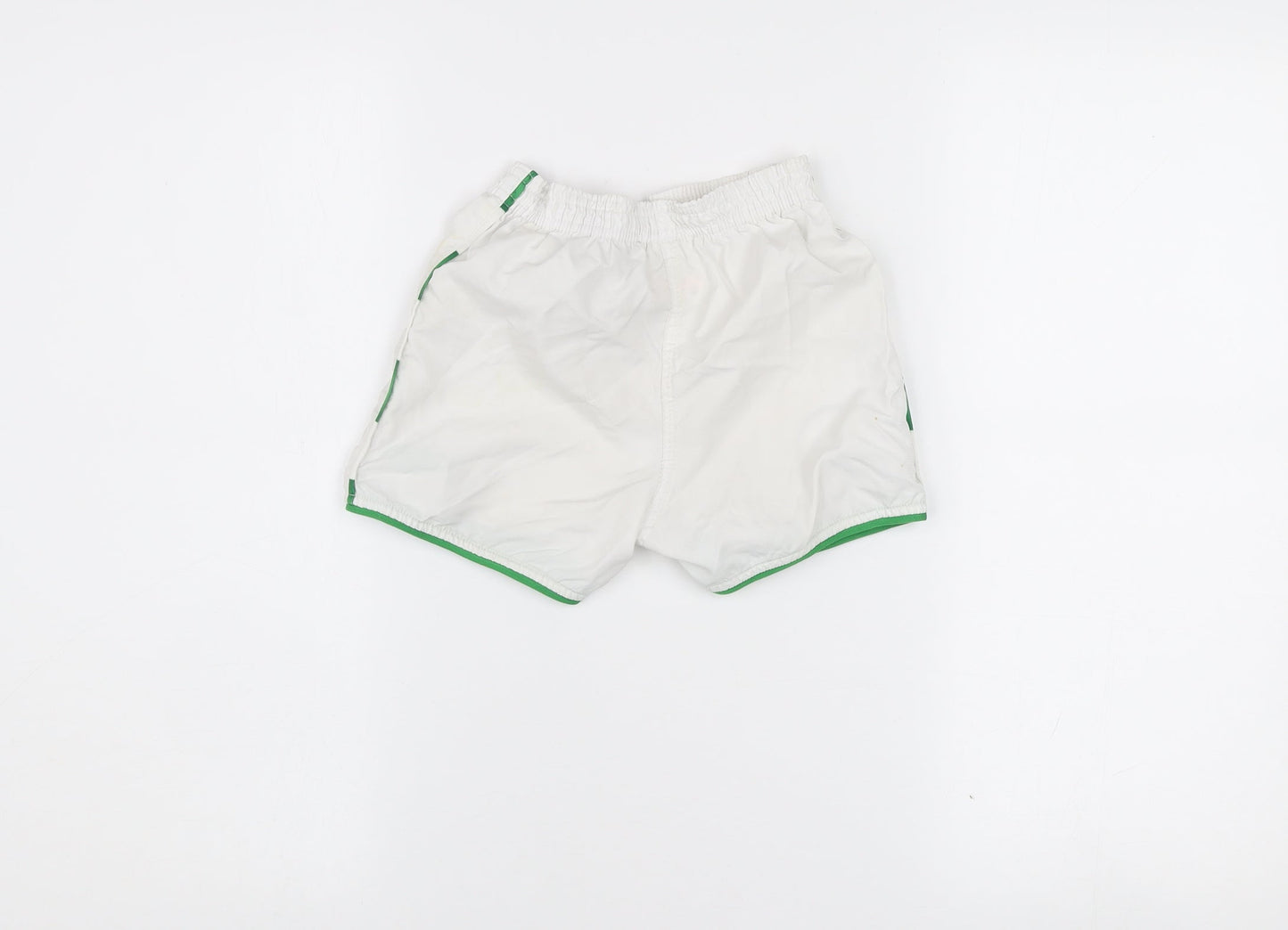 Umbro Unisex Baby White Sports Shorts 24 Months Lightweight Activewear