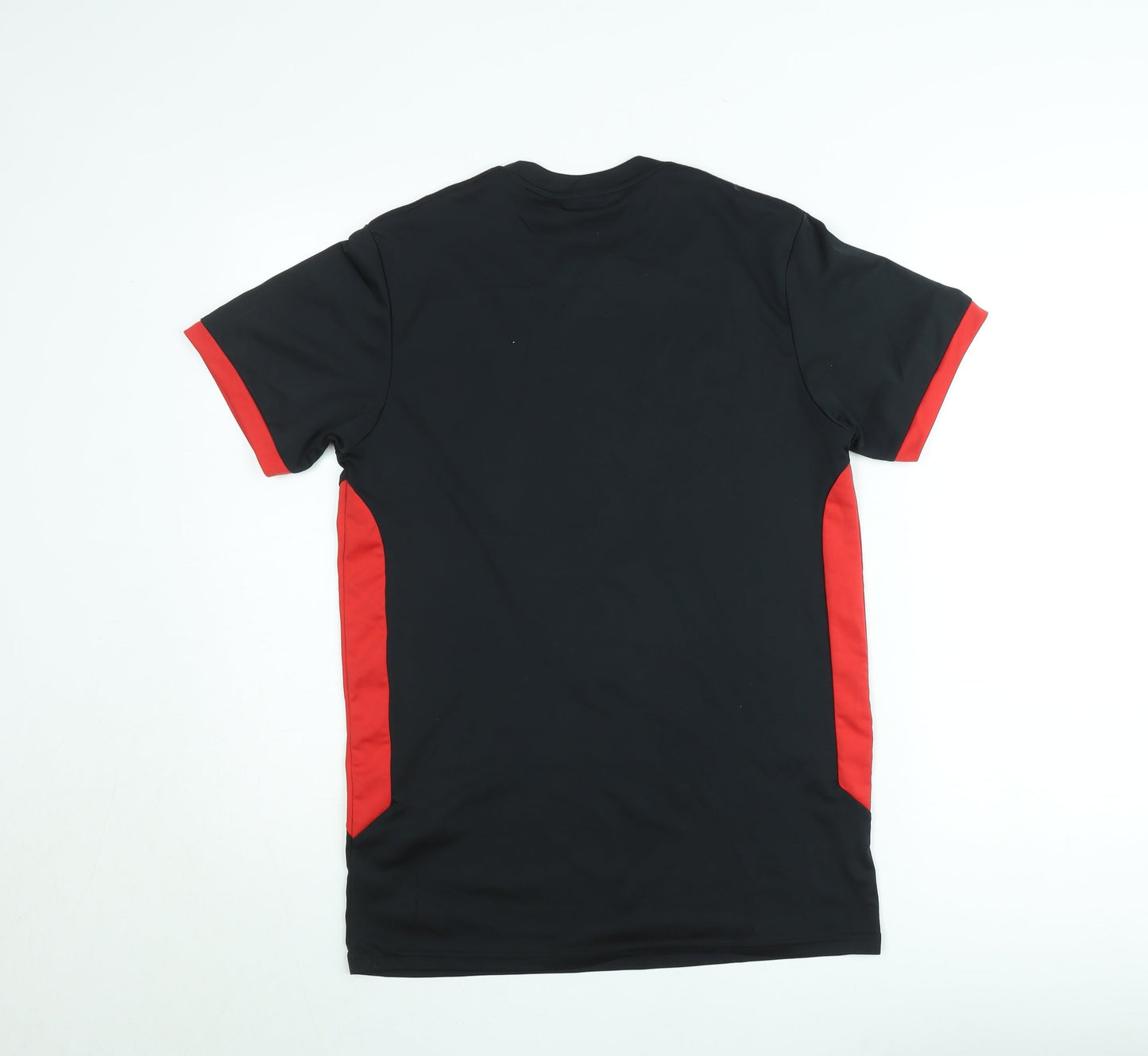 Umbro Men's Black & Red Sports T-Shirt Size S Lightweight Top