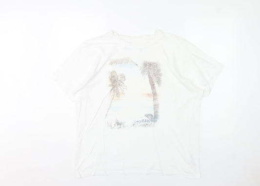 Mantaray Men’s White Medium Cotton Beach Graphic T-Shirt