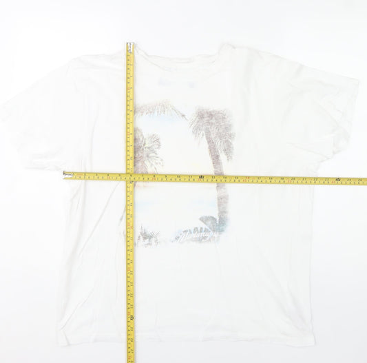 Mantaray Men’s White Medium Cotton Beach Graphic T-Shirt